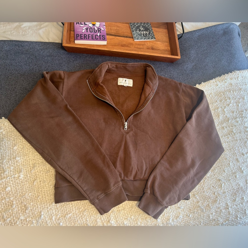 American Tall cropped brown zip up